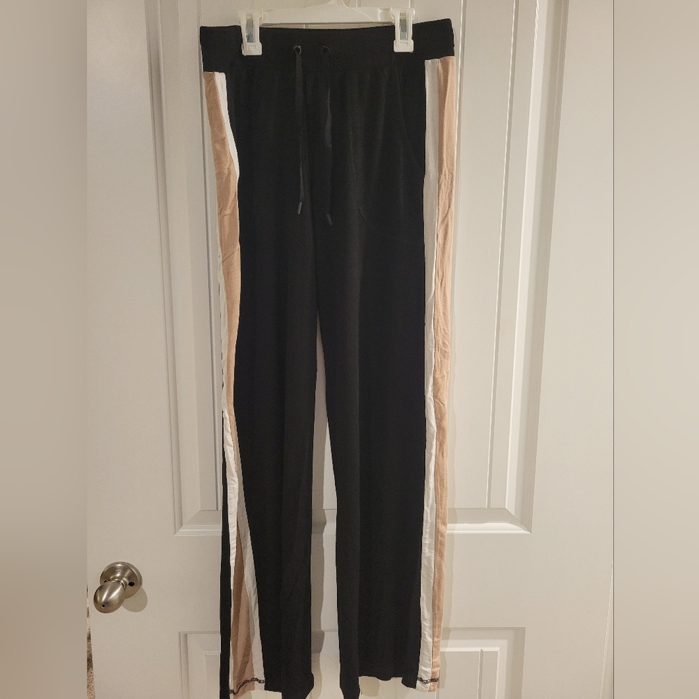 Trina Turk Recreation women’s pants. Size L